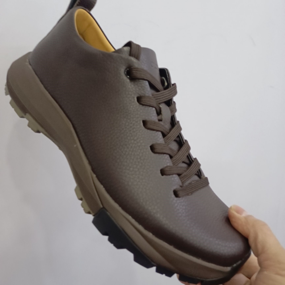 牛革靴男性高級デザイナーオリジナルウォーキングビジネスナチュ - Outdoor Hunting Fabric のレビューと価格